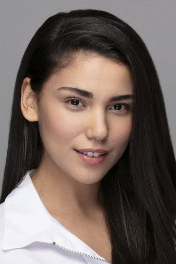 Nur Berfin Çiroğlu profil fotoğrafı