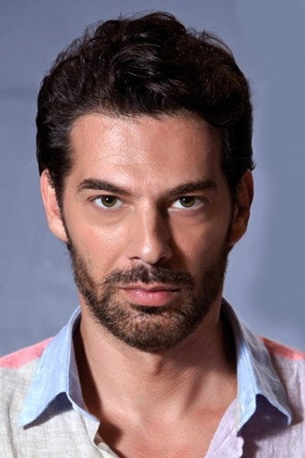 Emin Mecnunbeyli