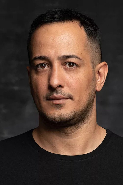 Sarp Apak profil fotoğrafı