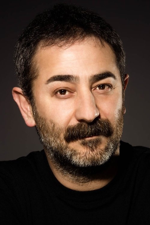 Ayberk Pekcan profil fotoğrafı