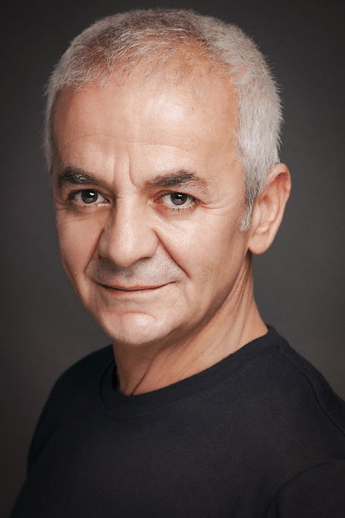 Zafer Algöz profil fotoğrafı