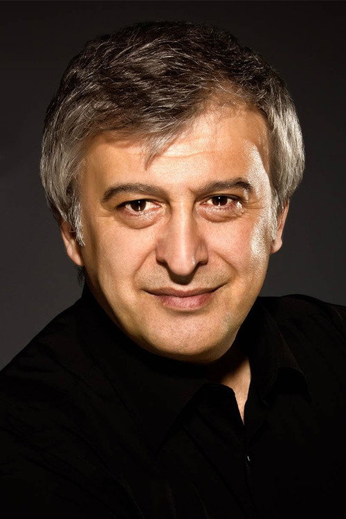 Hüseyin Avni Danyal profil fotoğrafı