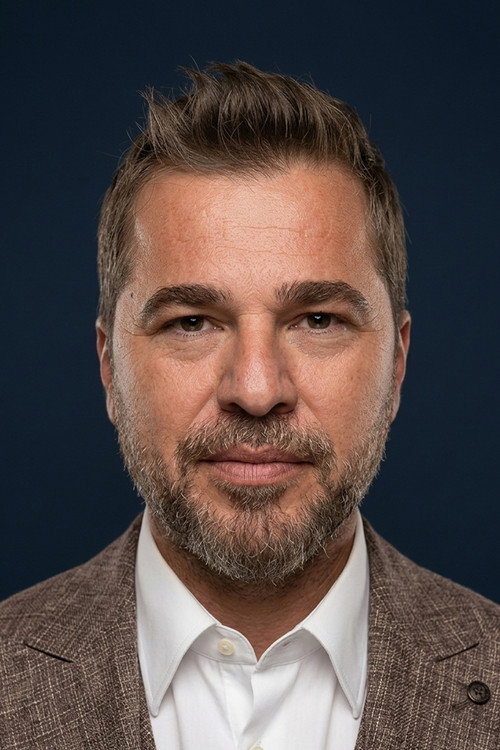 Engin Altan Düzyatan profil fotoğrafı