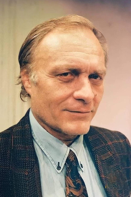 İstemi Betil profil fotoğrafı