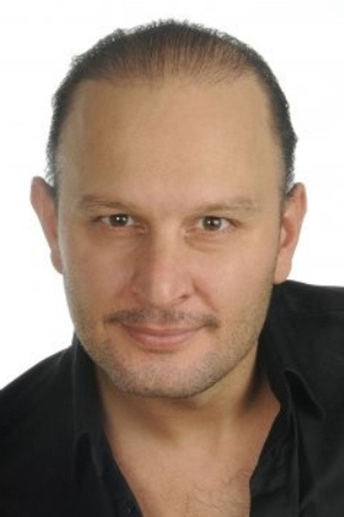 Şafak Karali profil fotoğrafı