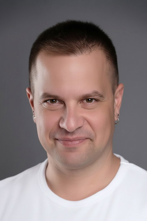 Yağmur Atacan profil fotoğrafı