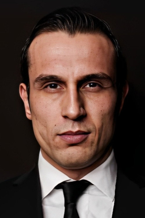 Burak Alp Yenilmez profil fotoğrafı