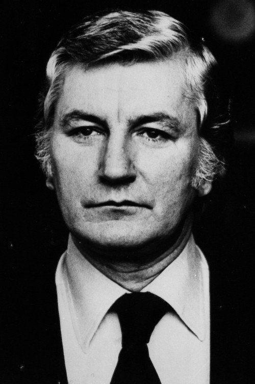 T. P. McKenna profil fotoğrafı