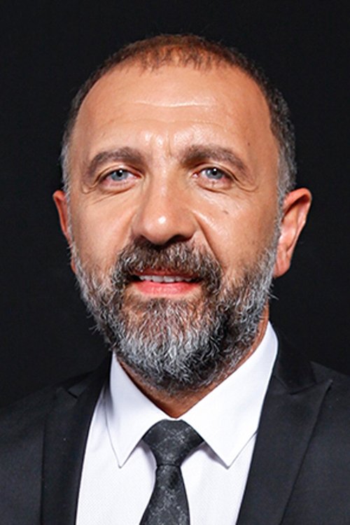 Ertuğrul Postoğlu profil fotoğrafı