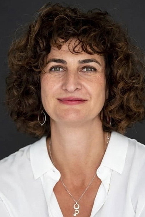 Pelin Esmer profil fotoğrafı