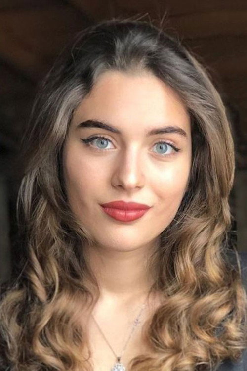 Çağla Şimşek profil fotoğrafı