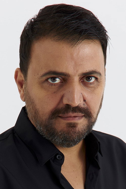 Şinasi Yurtsever profil fotoğrafı