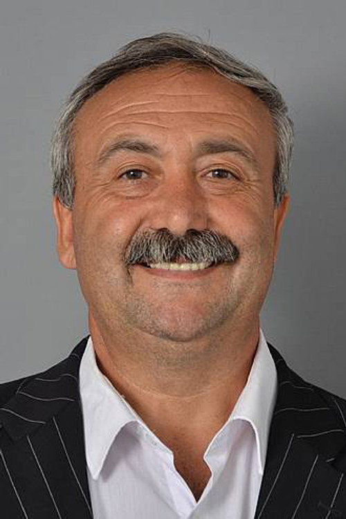 Turgut Çalhan profil fotoğrafı