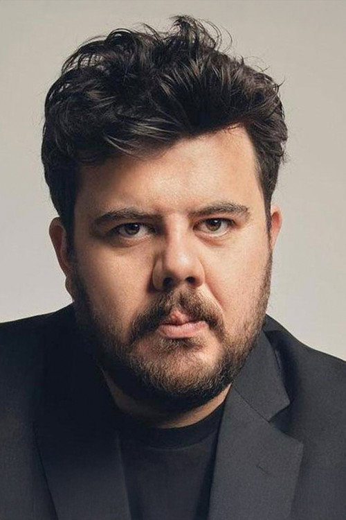 Eser Yenenler profil fotoğrafı