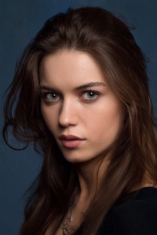 Afra Saraçoğlu profil fotoğrafı