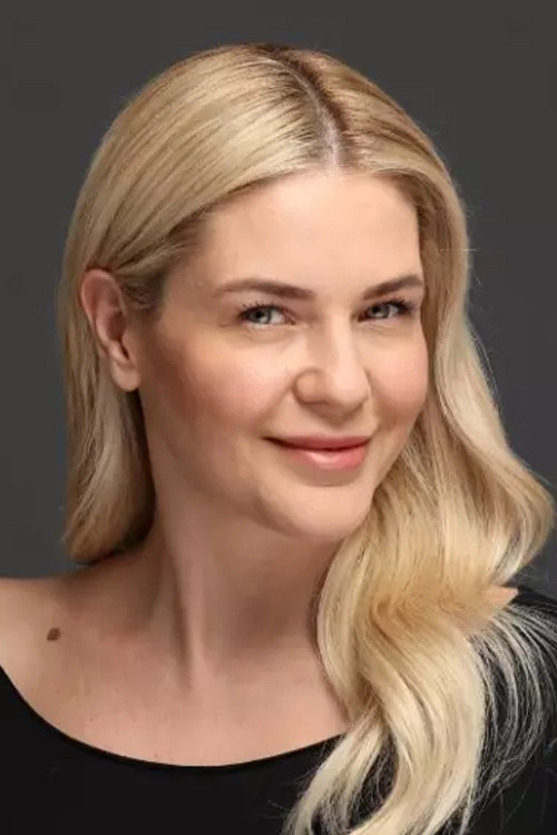 Emine Ün profil fotoğrafı