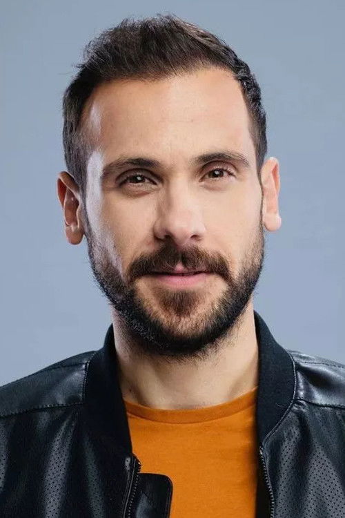 Ümit Erdim profil fotoğrafı