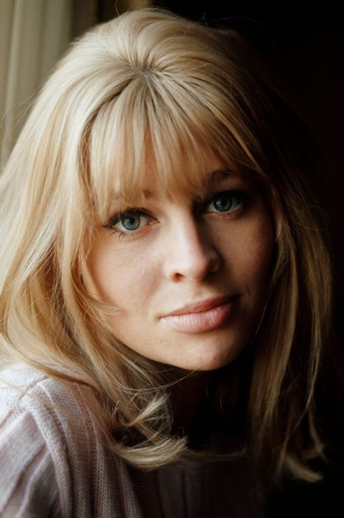 Julie Christie profil fotoğrafı