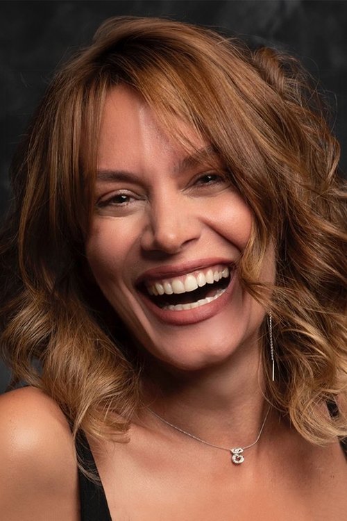 Ebru Cündübeyoğlu profil fotoğrafı