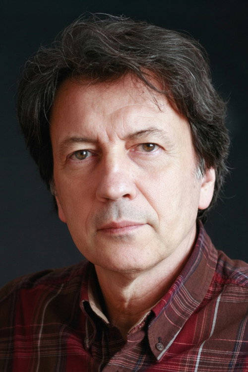 İsmet Üstekin profil fotoğrafı