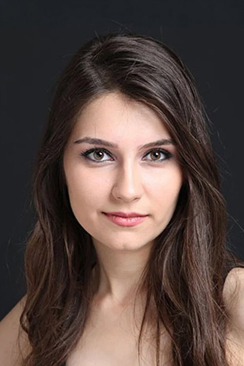 Esra İşgüzar profil fotoğrafı