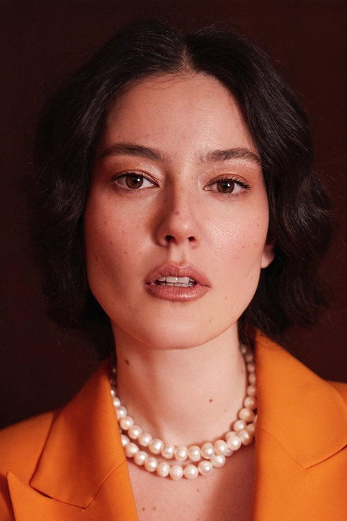 Pelin Akil profil fotoğrafı