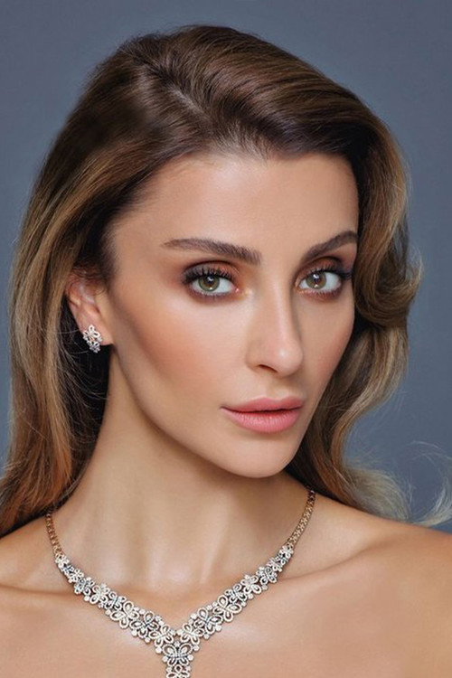 Özge Ulusoy profil fotoğrafı