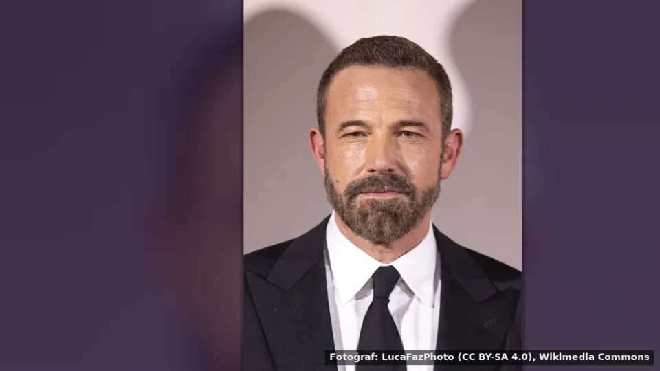 Ben Affleck — Ben Affleck, siyasi sistemden yorgunluk hissediyor
