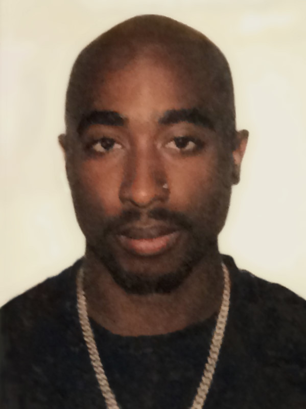 Tupac Shakur fotoğrafı