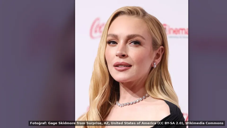 Lindsay Lohan — Lindsay Lohan, WFH tarzıyla trend oldu