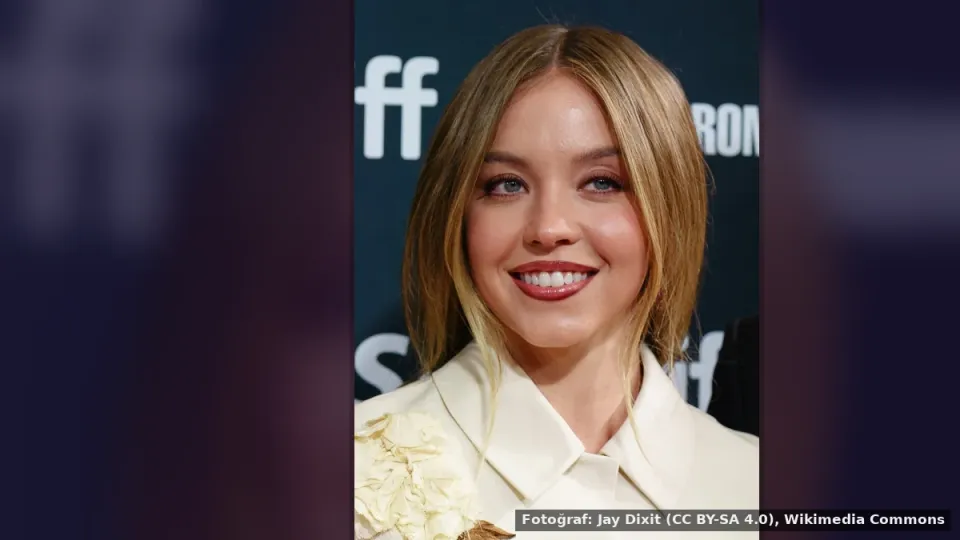Sydney Sweeney — Sydney Sweeney, koyu kahverengi bir perukla Santa Monica'da gizlendi