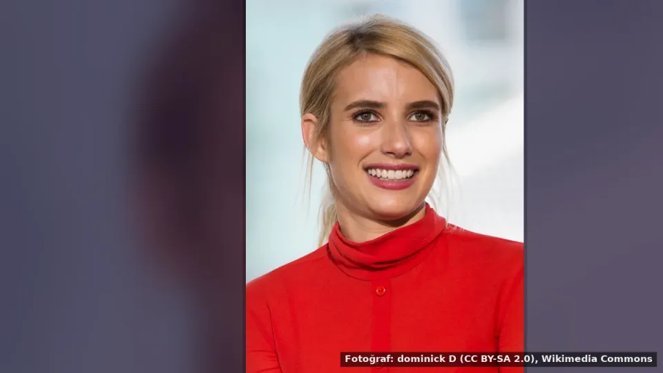 Emma Roberts — Emma Roberts, düğün günlerinde Lands’ End çantayı tercih etti